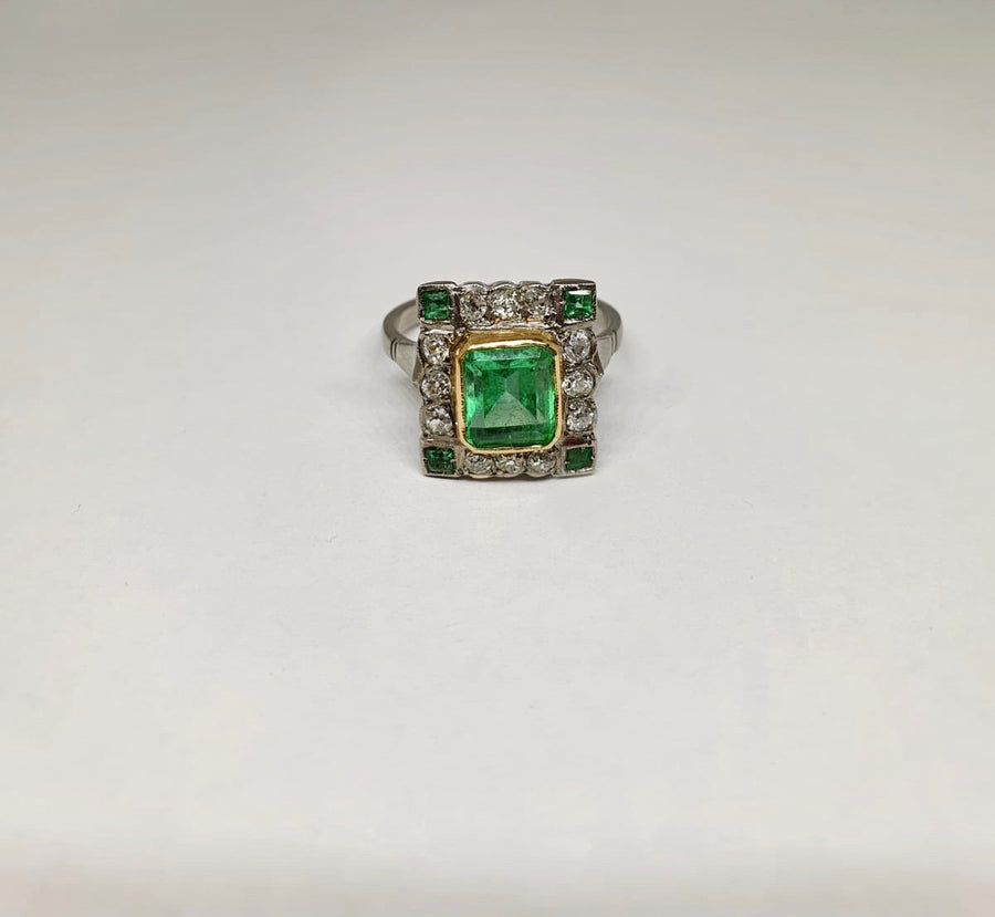 White Gold Art Deco Style Vintage Diamond and Emerald Ring