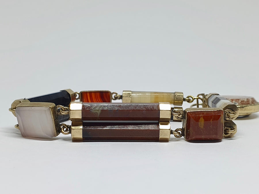 Victorian 9 carat gold Scottish Agate Bracelet