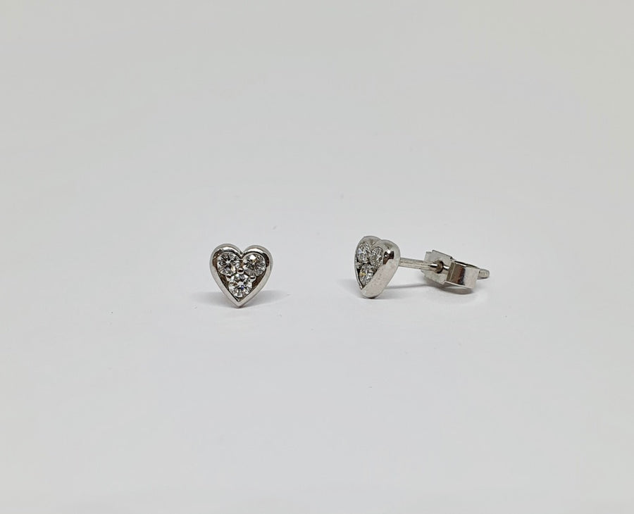 18 carat white gold Diamond Heart Earrings