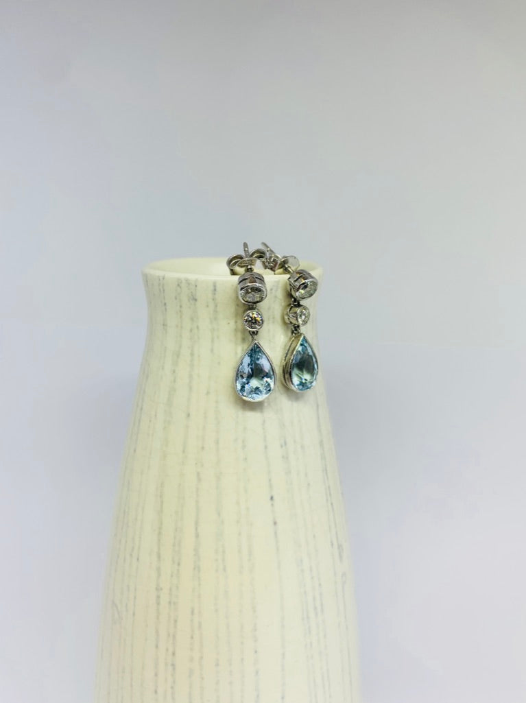 18 carat white gold Diamond and Aquamarine Earrings