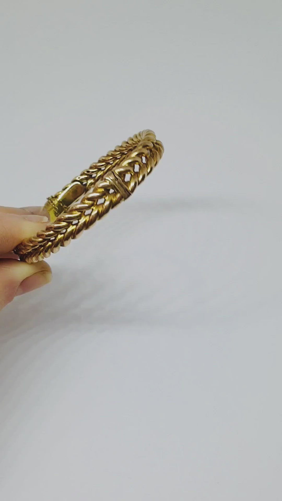 The Illusion Bangle